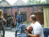 Vido fred qui nous montre un ptit pas de danse lol